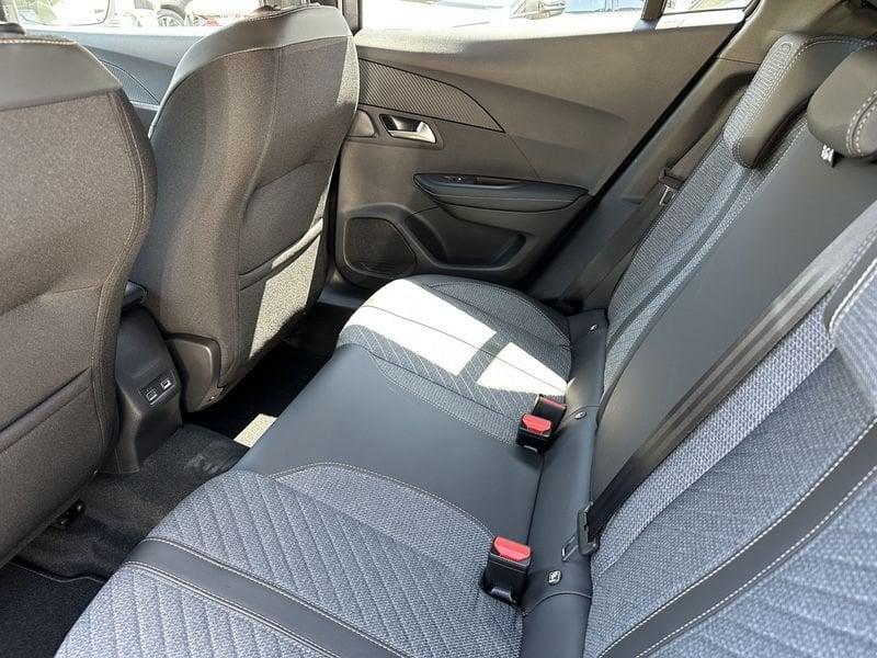 Peugeot 2008 2008 Hybrid 136 e-DCS6 Allure