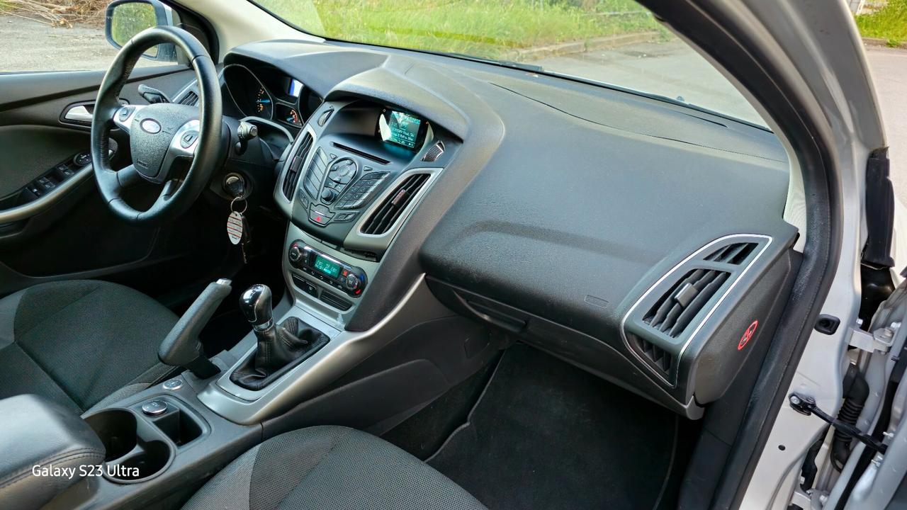 Ford Focus Gpl se garantita 12 mesi ok neopatentati