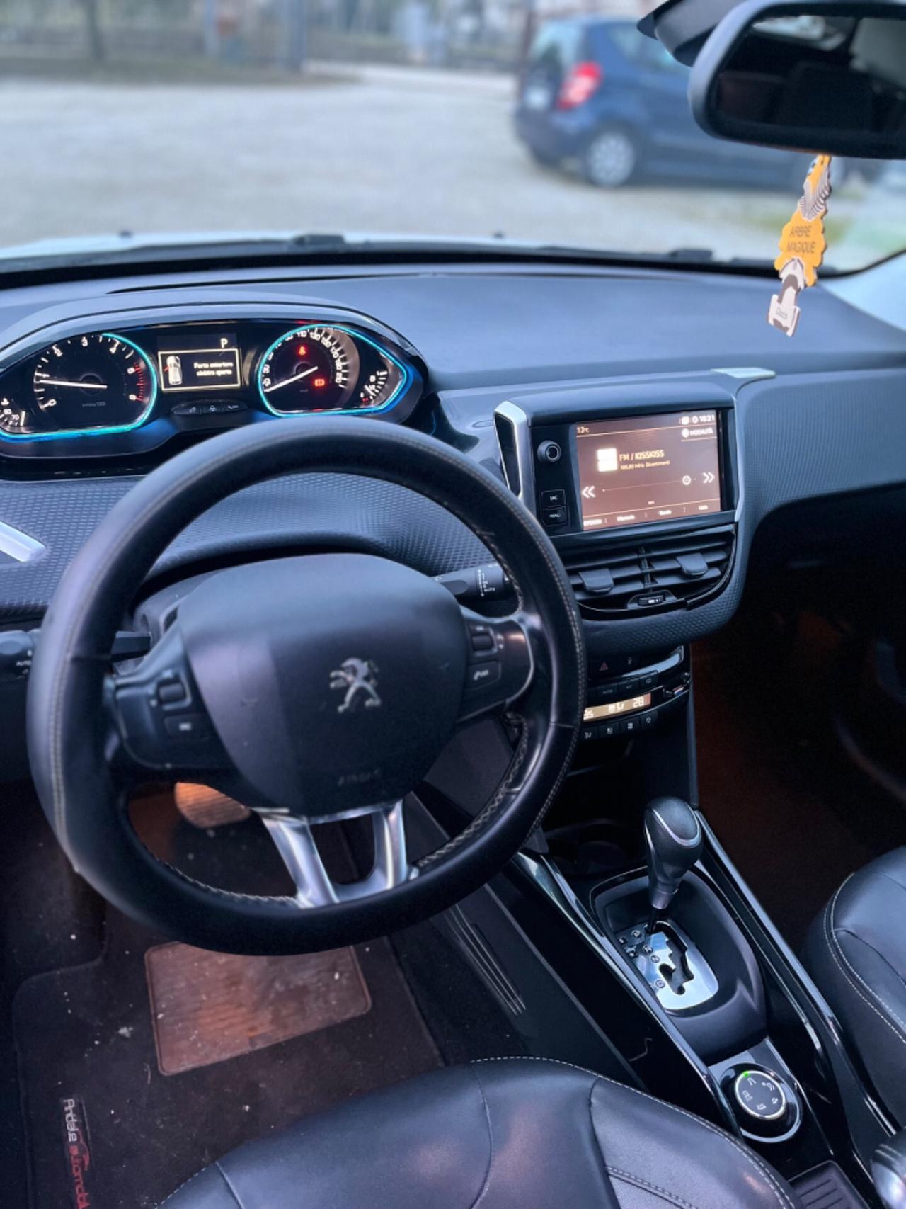 Peugeot 2008 1.5 Diesel AUTOMATICA PERFETTA