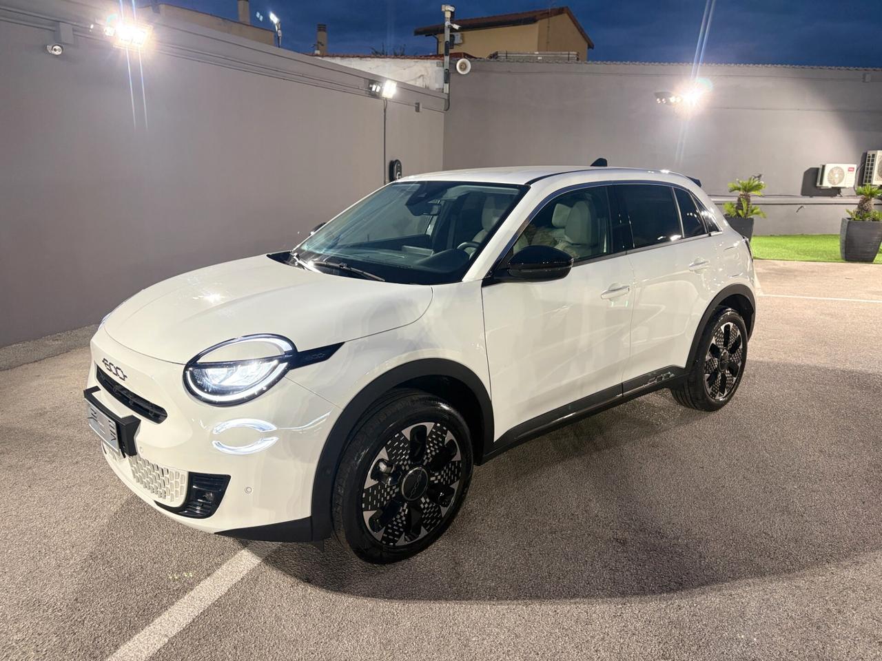 Fiat 600 Hybrid 100 CV DCT MHEV La Prima Automatica KM CERTIFICATI