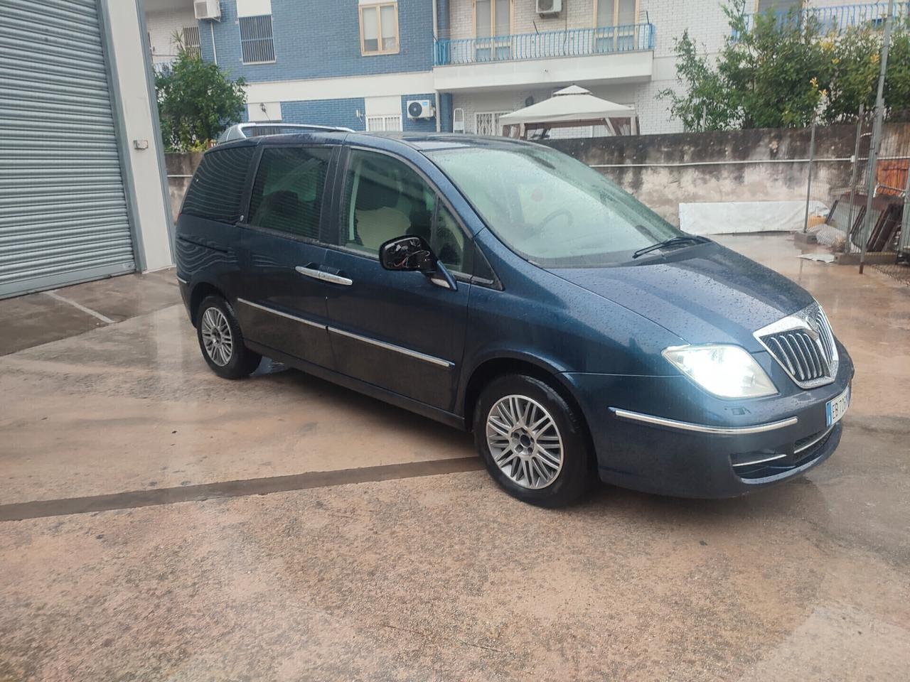 Lancia Phedra 2.2 MJT Limited Edition