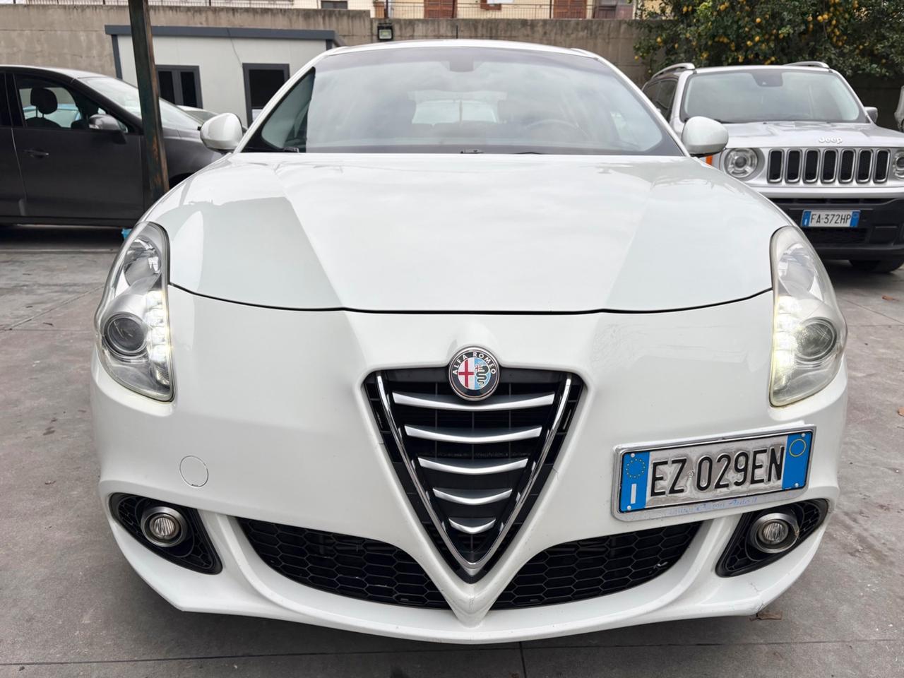 Alfa Romeo Giulietta 1.6 MJT 105cv splendente