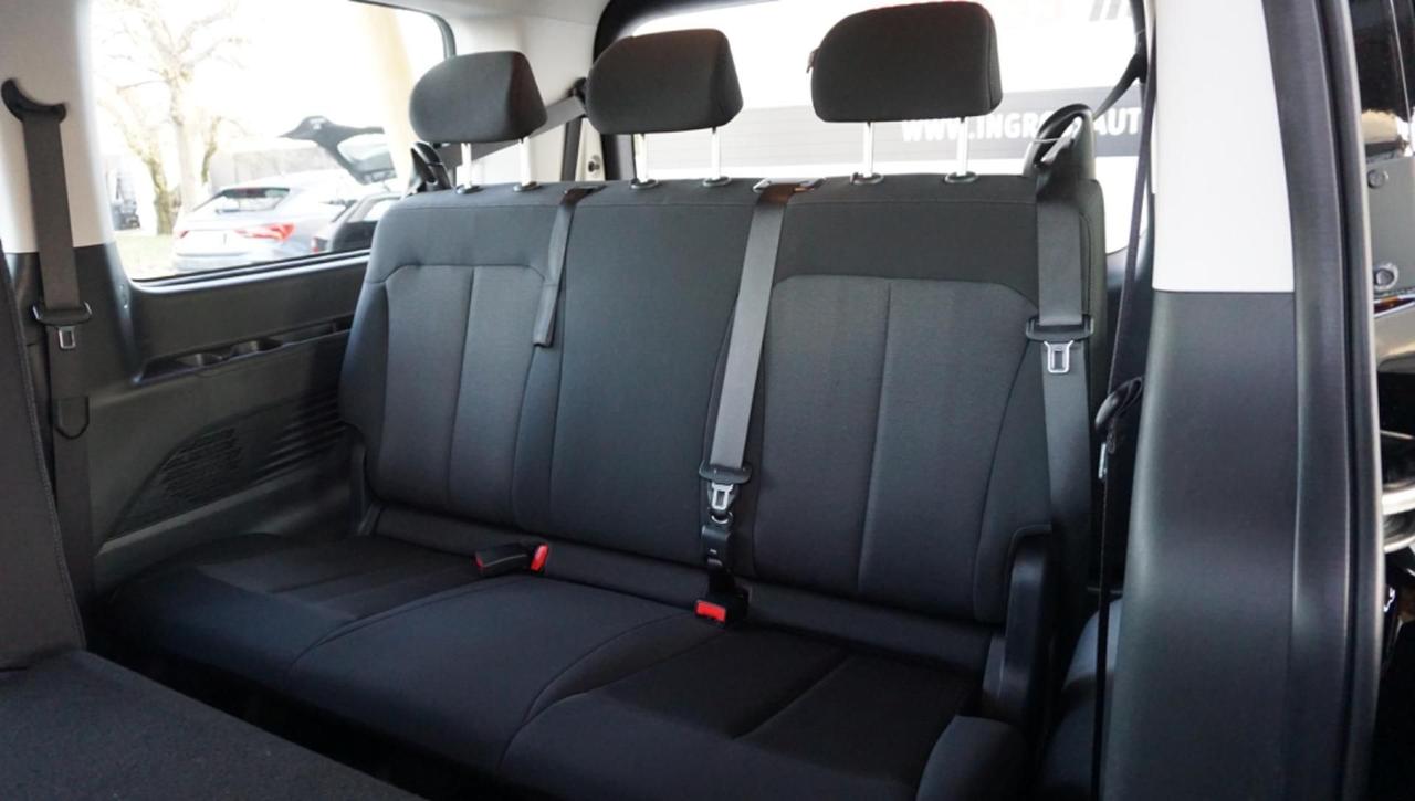 Hyundai STARIA 2.2 MT 2WD 9 posti Wagon