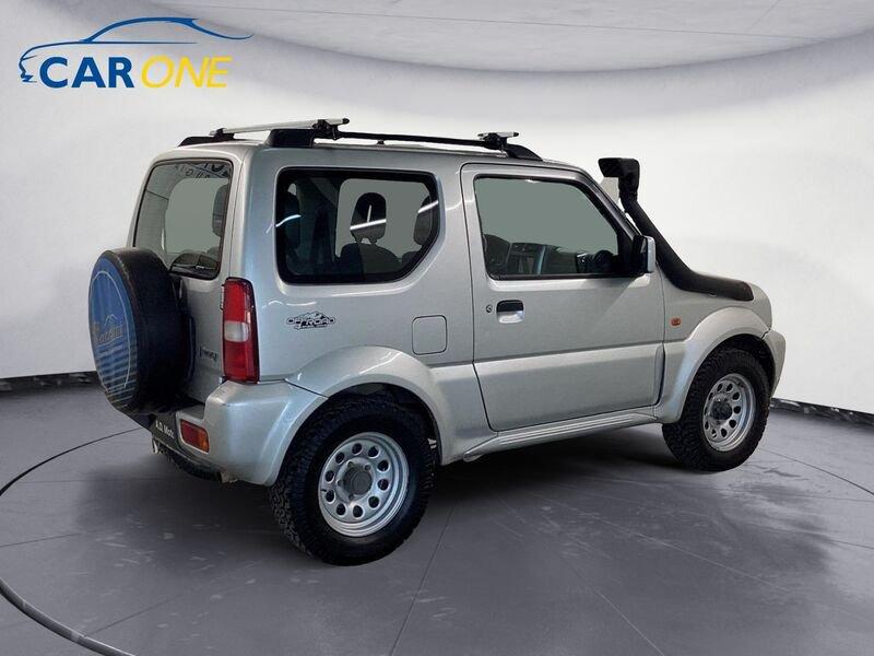 Suzuki Jimny Benzina