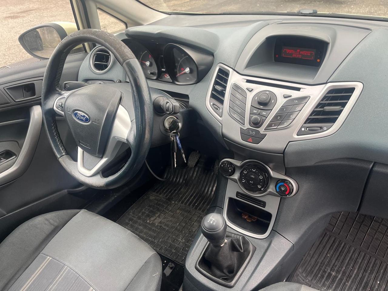 Ford Fiesta 5P-1.4 gpl-Full-2009