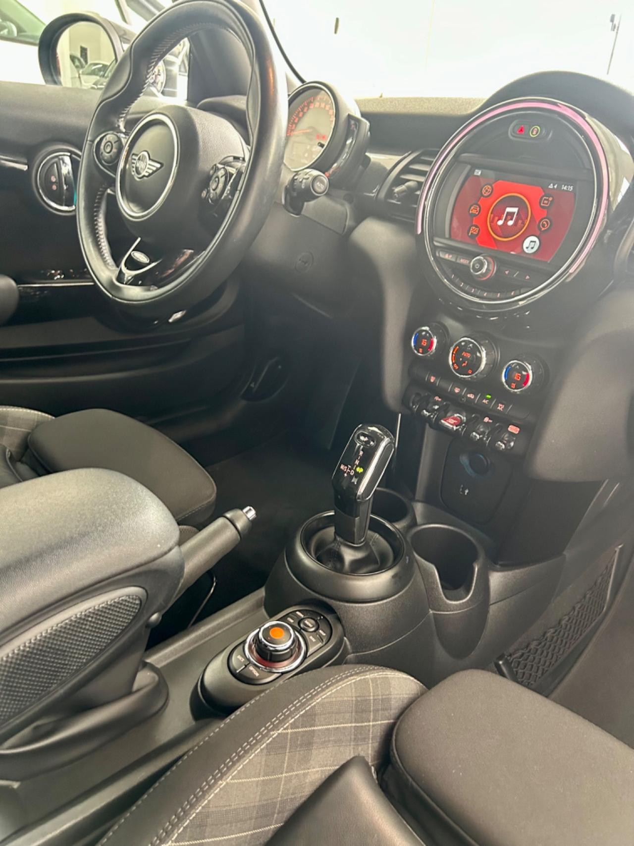 Mini COOPER D FULL OPTIONAL finanziabile