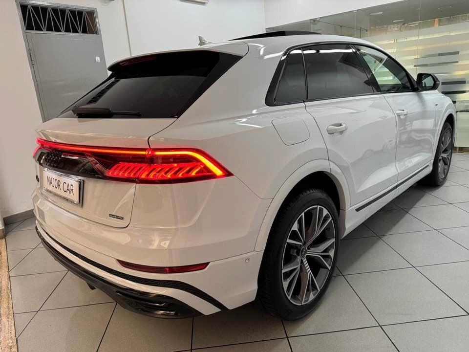 Audi Q8 50 TDI 286 CV Quattro SLine Tetto 2023