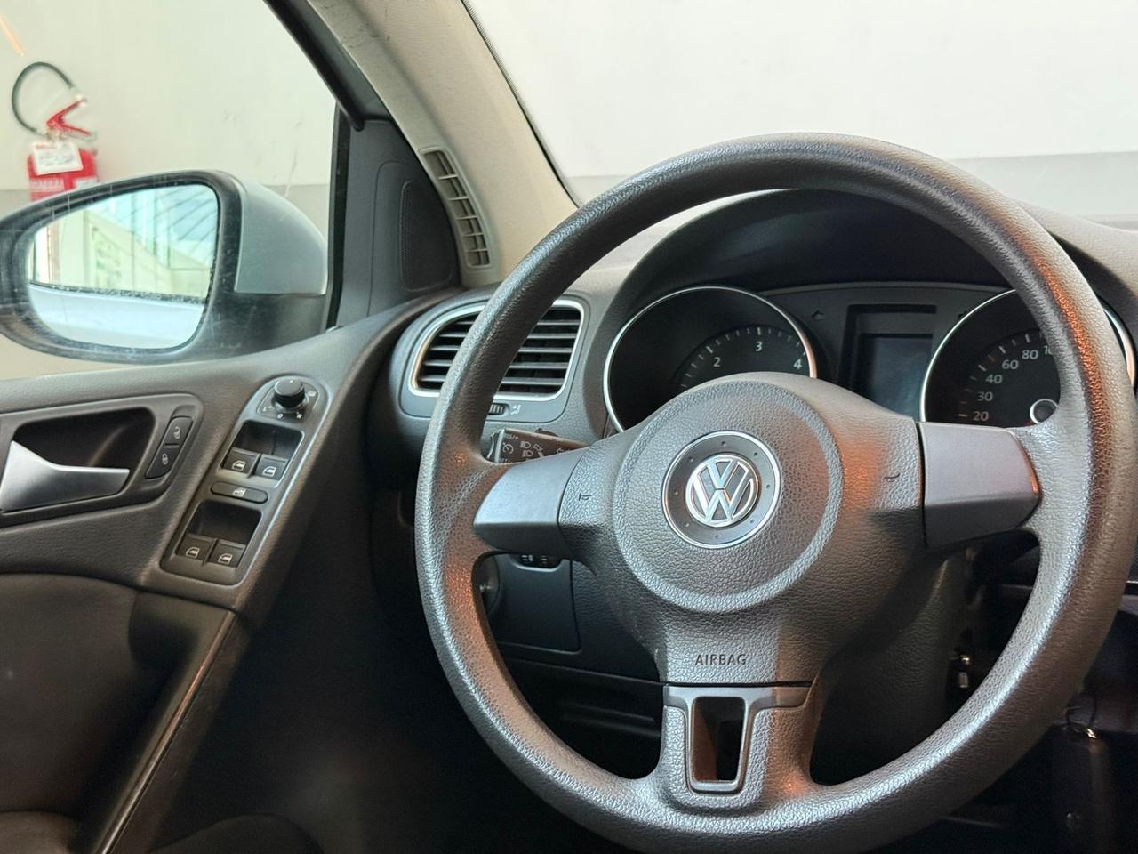 Volkswagen Golf 1.6 TDI DPF 5p. Highline