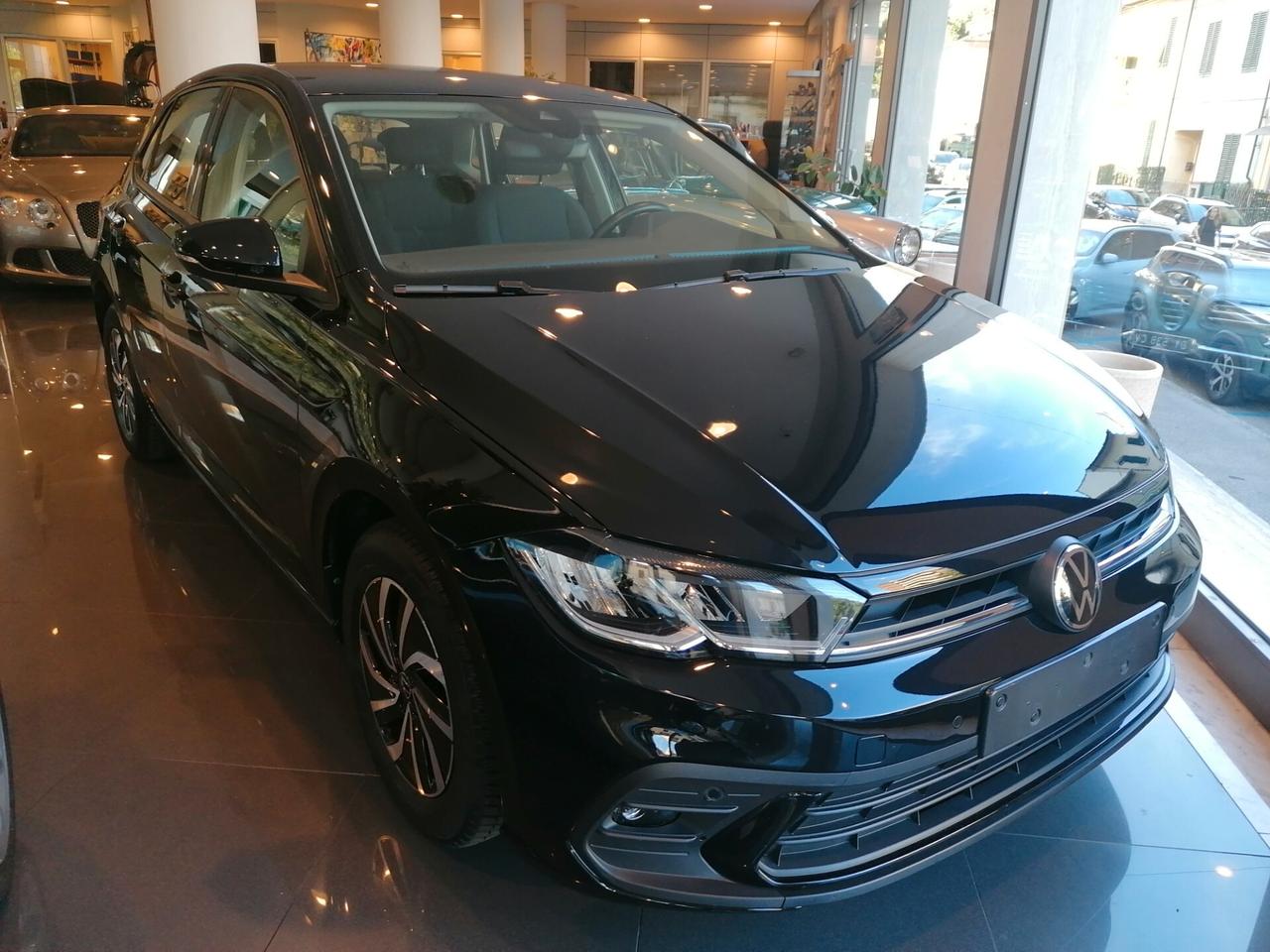 Volkswagen Polo 1.0 TSI Life 5P