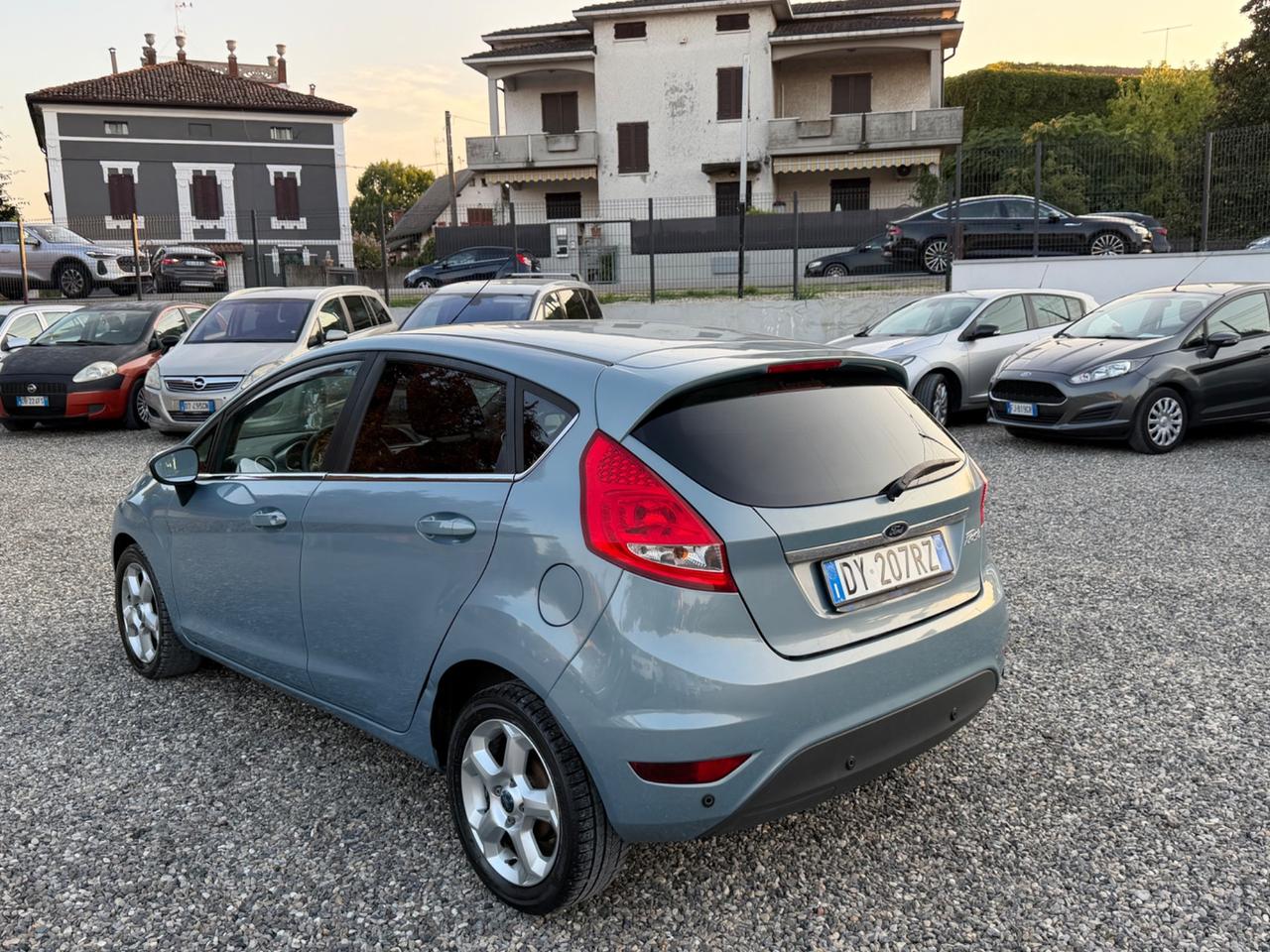 Ford Fiesta 1.4 5 porte Bz.- GPL Titanium