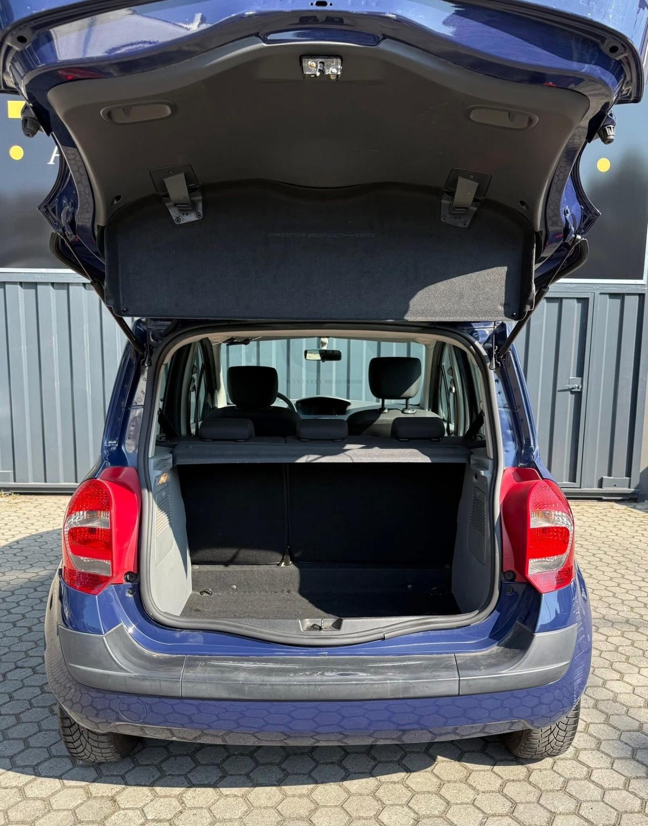 Renault Modus 1.2 Benzina Neopatentati Unico Proprietario