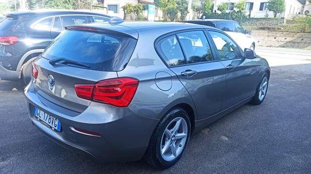 BMW 116 d 5p ** NAVI + PDC **