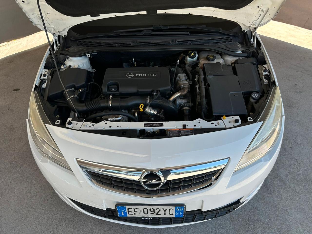 Opel Astra 1.7 CDTI 110CV Sports Tourer Cosmo