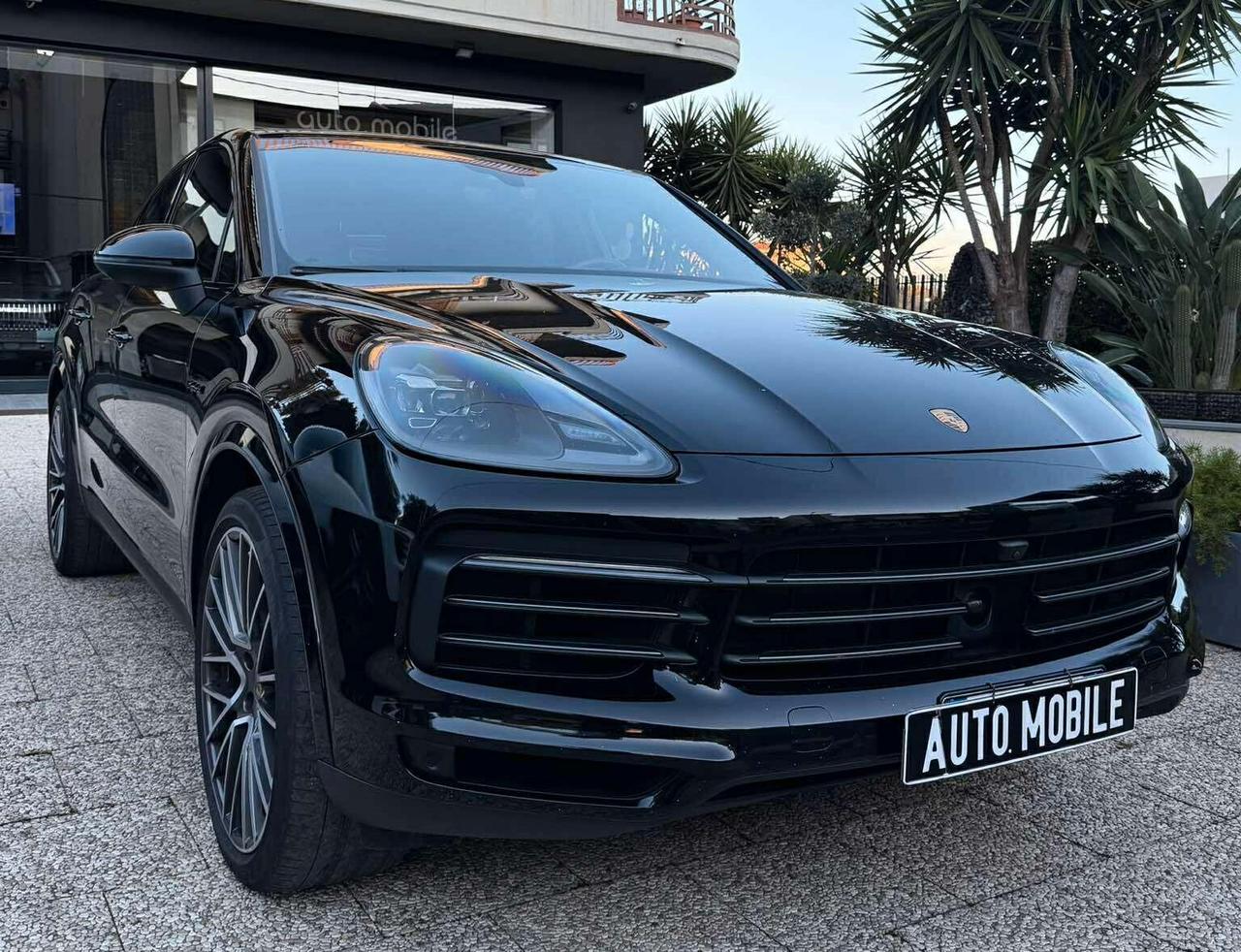 Porsche Cayenne Coupé 3.0 V6 E-Hybrid Platinum Edition