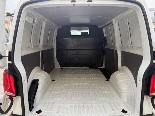 Volkswagen Transporter 2.0 TDI 150 cv DSG P.C 2020