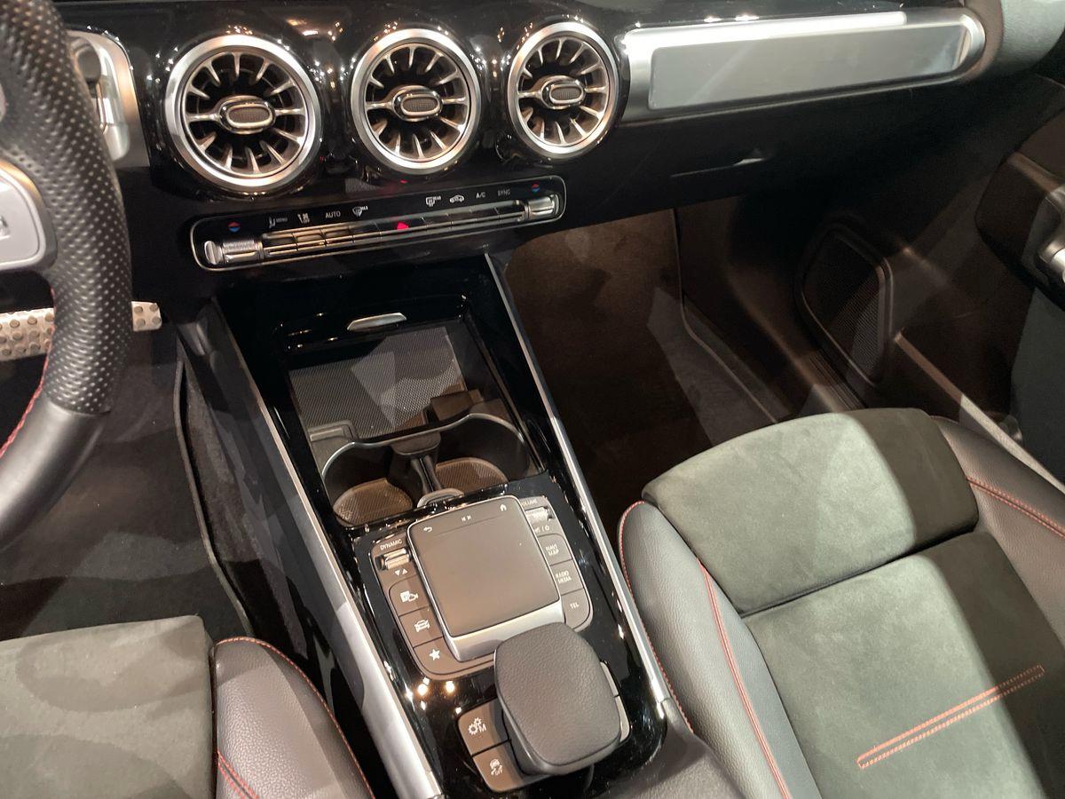 Mercedes-Benz GLB - X247 2019 - GLB AMG 35 4matic auto