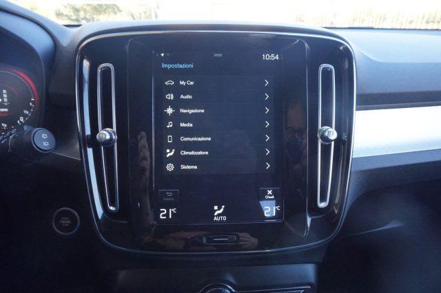 VOLVO XC40 T5 Recharge Plug-in Hybrid Inscription Expression