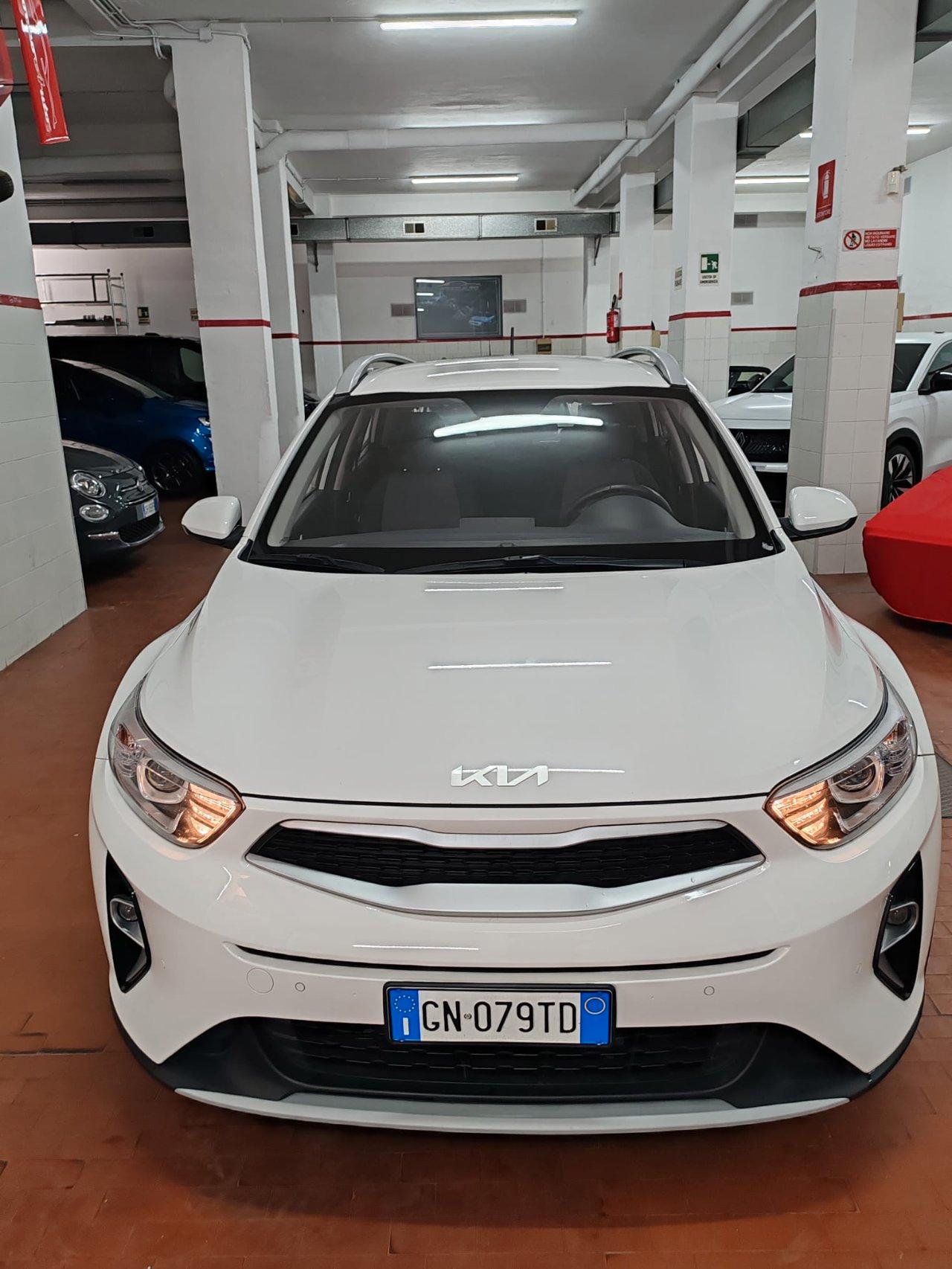 Kia Stonic 1.0 t-gdi mhev Urban Techno&Design Pack 100cv mt