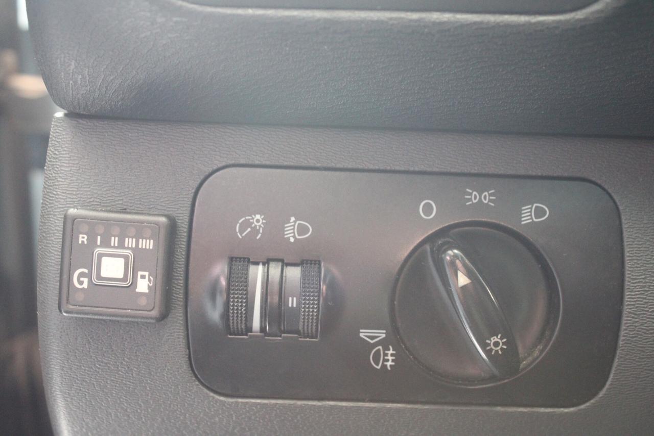 Audi A3 1.8 turbo 20V cat 3p. Ambiente