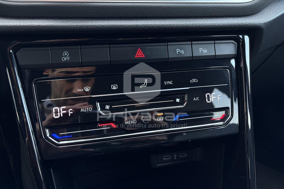 VOLKSWAGEN T-Roc 1.5 TSI ACT R-Line