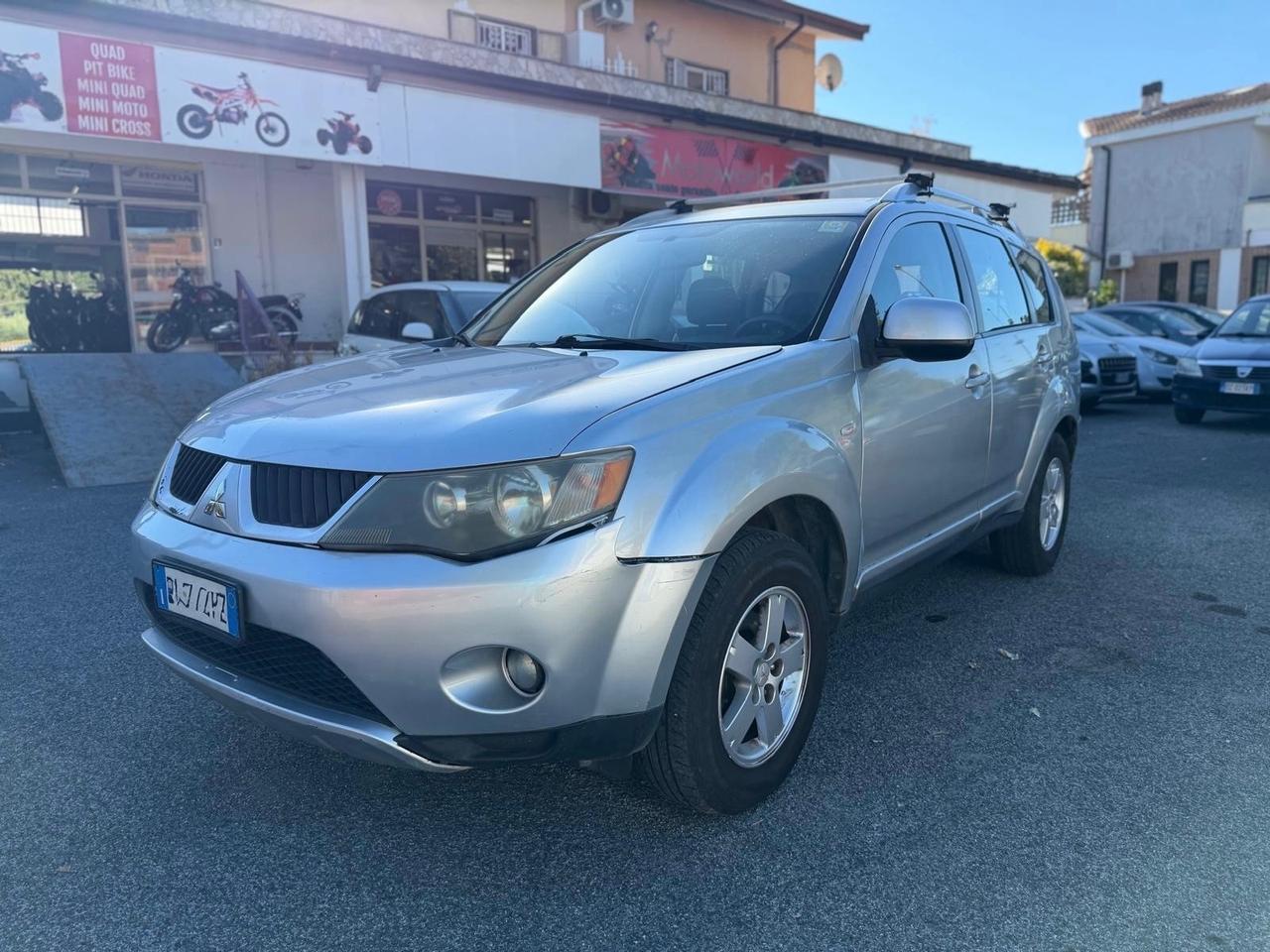 Mitsubishi Outlander 2.0 DI-D Invite DPF