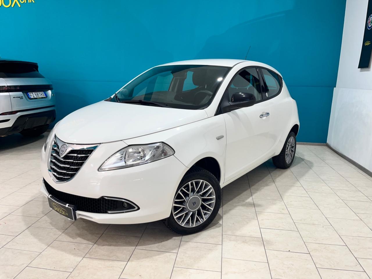 LANCIA YPSILON 2013 METANO *UNICOPROPRIETARIO