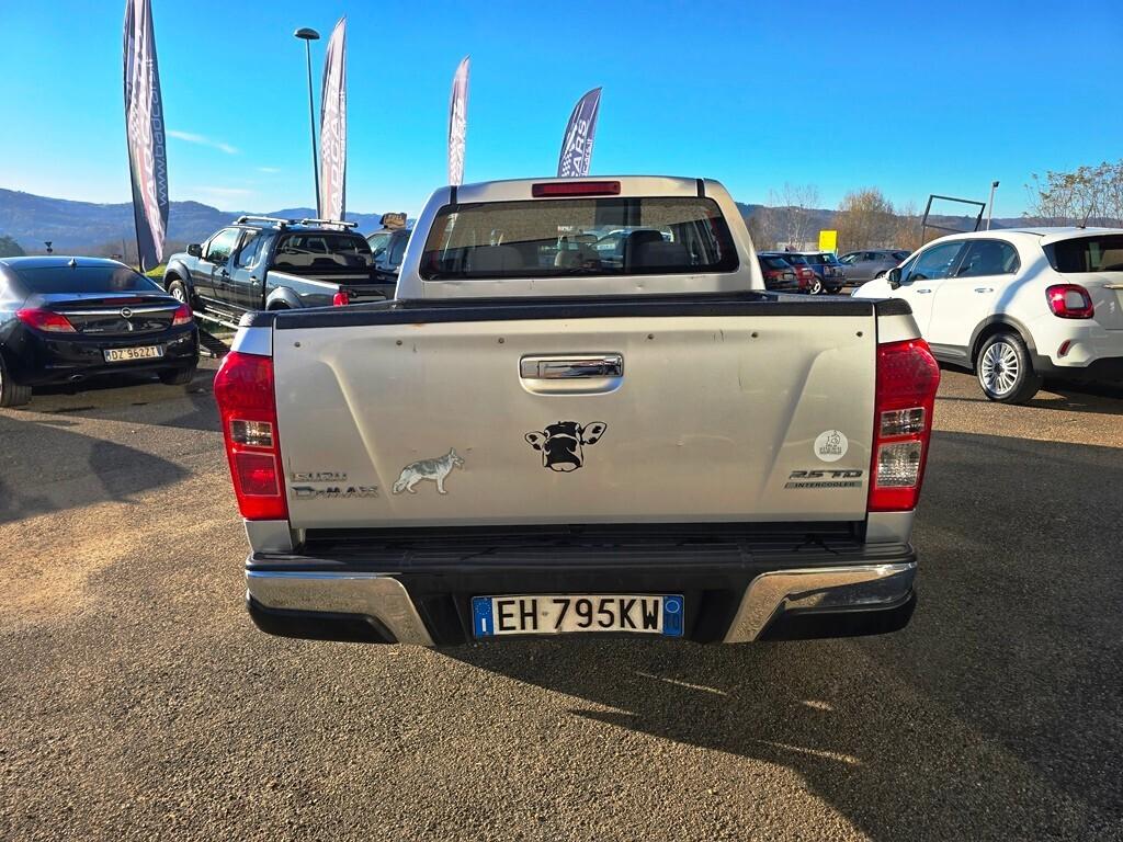 Isuzu D-Max 2.5 TDI 163CV SOLAR 4WD