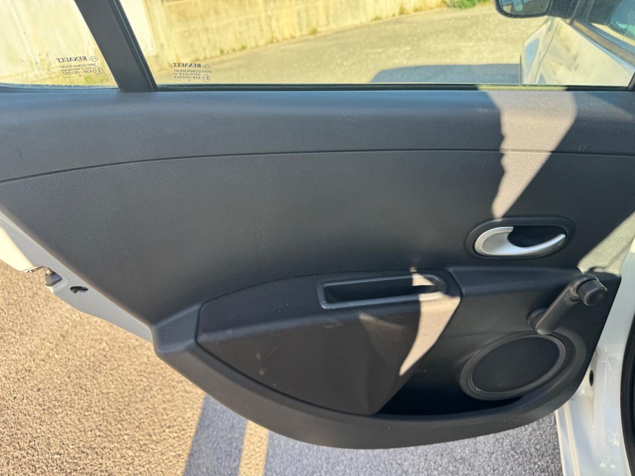 Renault Clio 1.2 16V 5 porte Luxe