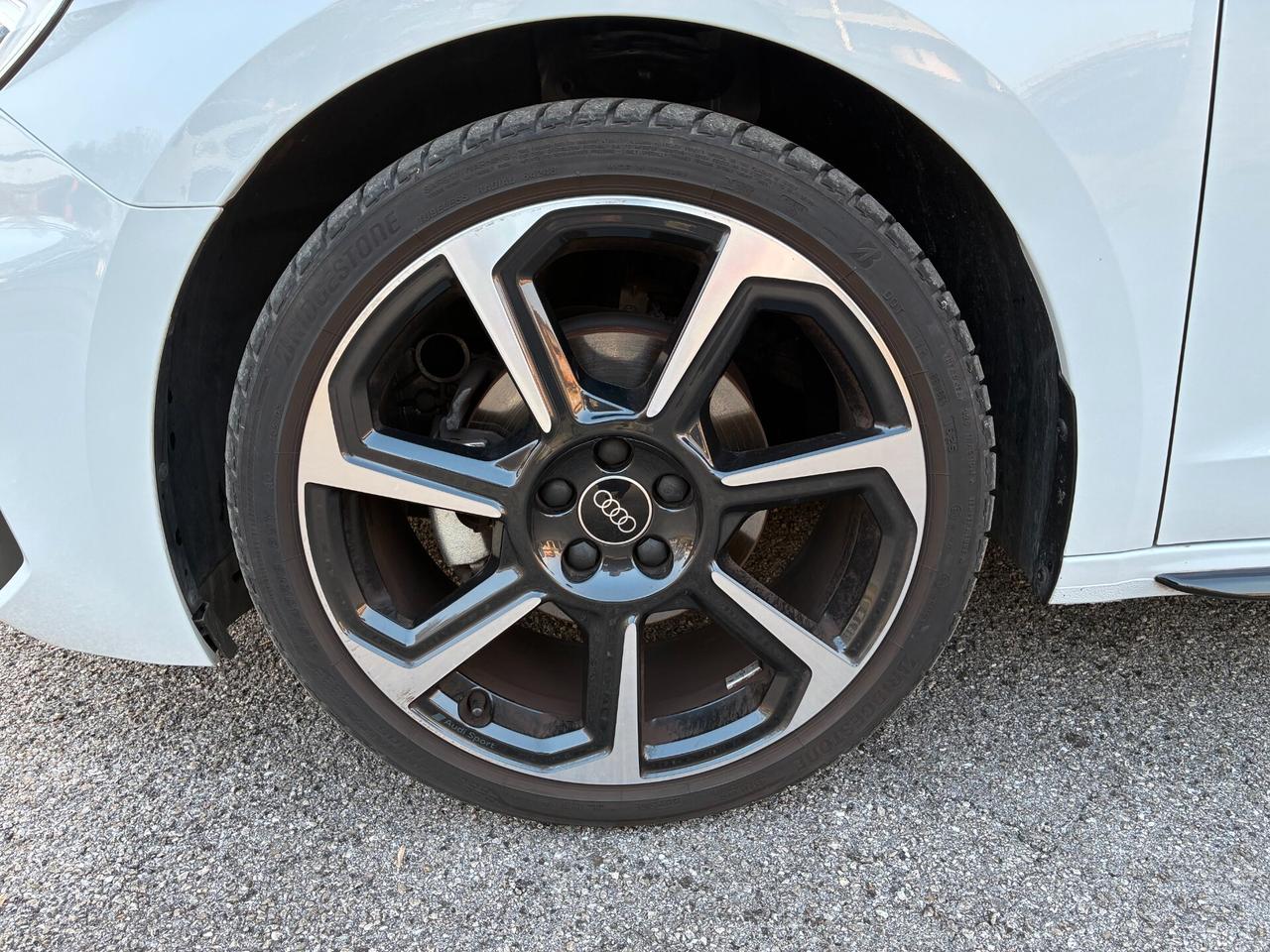 Audi A1 SPB 30 TFSI S tronic Identity Black