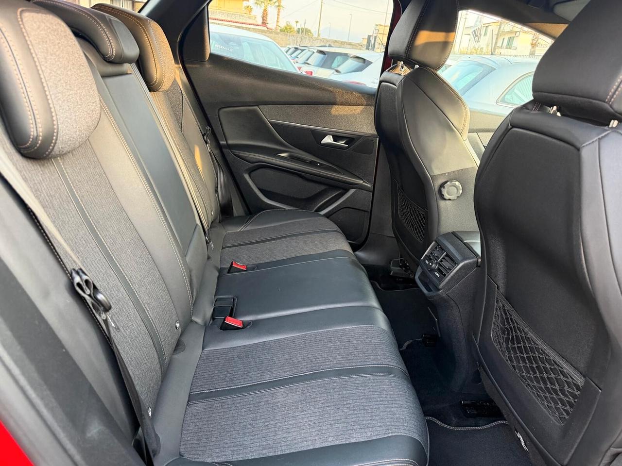 Peugeot 3008 BlueHDi 130 S&S GT Line-2019