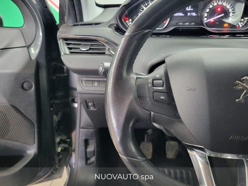 Peugeot 208 1.2 12V VTi 82cv Active