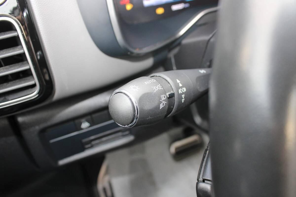 Citroen C5 Aircross 1.5 bluehdi Shine s&s 130cv eat8 Con NAVIGATORE