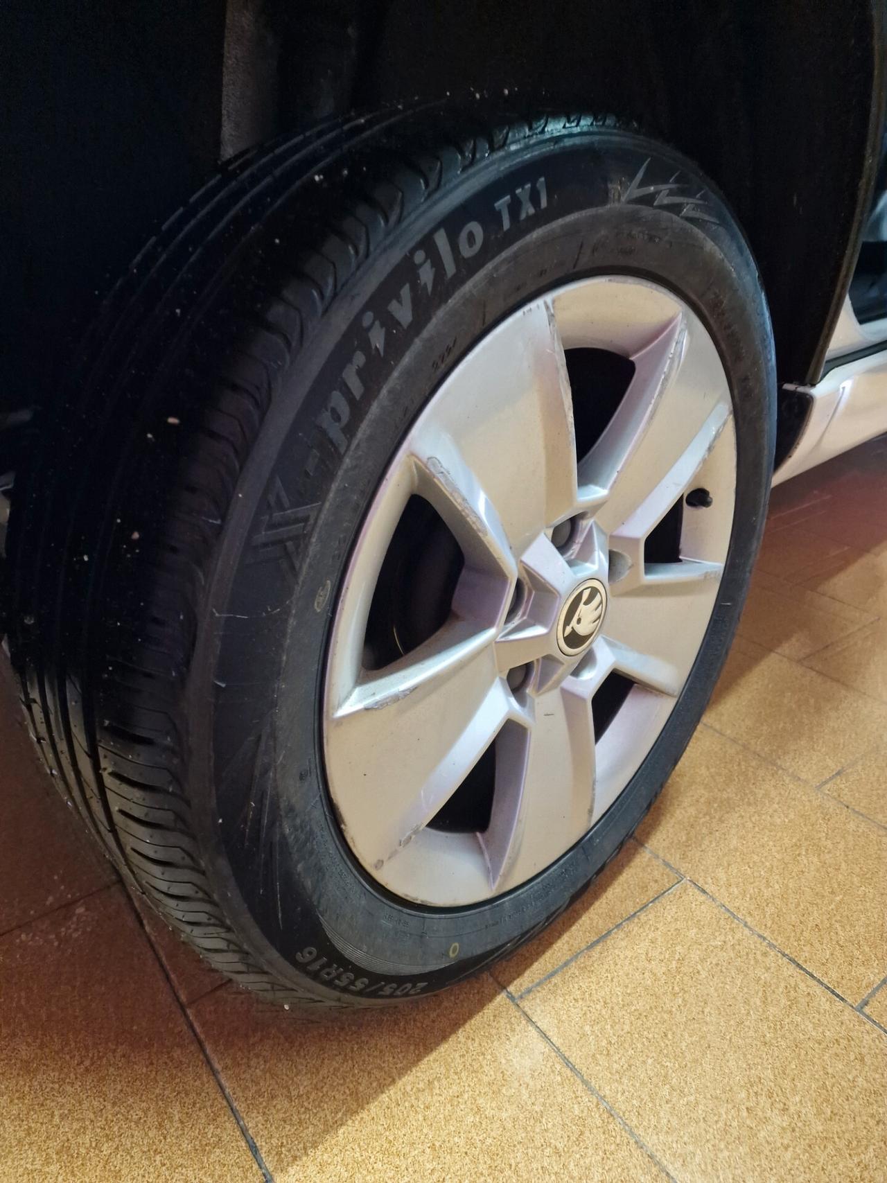 Skoda Yeti Outdoor 1.6 TDI CR 105 CV DSG , 135 mila chilometri