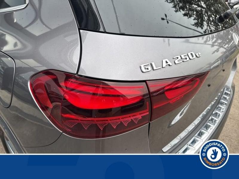 Mercedes-Benz GLA 250 E PLUG-IN HYBRID AUTOMATIC AMG line ADVANCED PLUS
