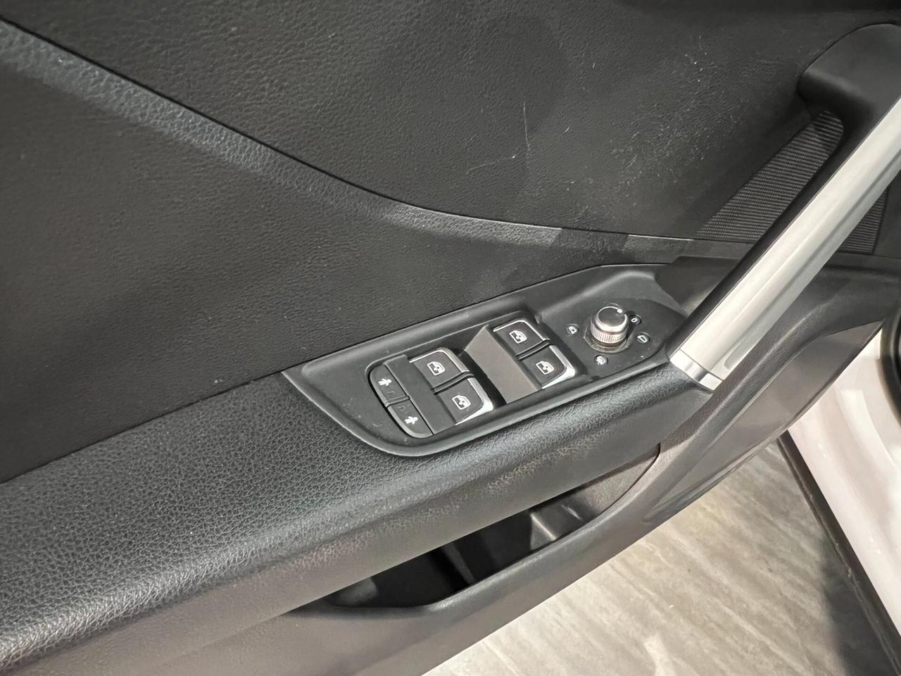 Audi Q2 1.6 TDI S tronic Design TETTO