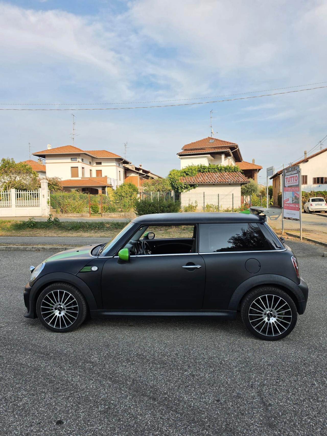 Mini cooper d NEOPATENTATI