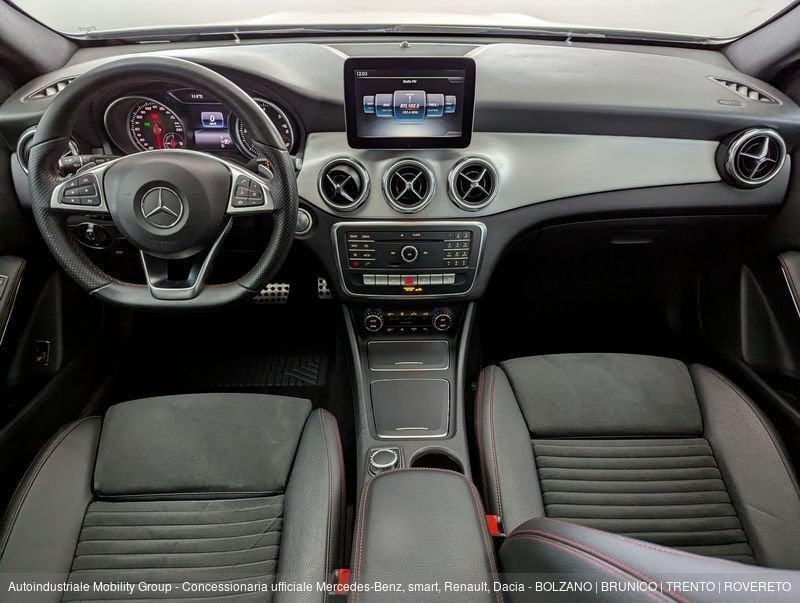 Mercedes-Benz GLA 200 D AUTOMATIC 4MATIC PREMIUM