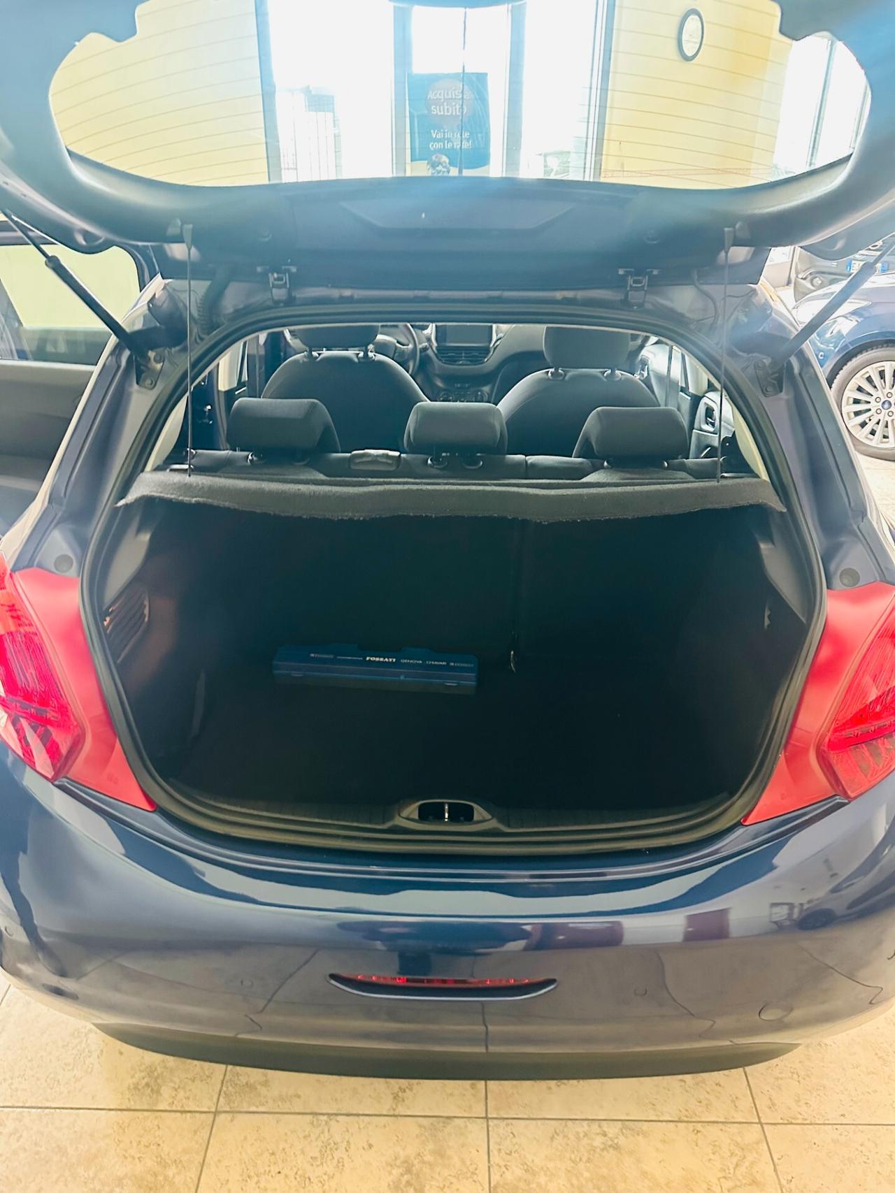 Peugeot 208 1.6 e-HDi 92 CV Stop&Start 5 porte Allure