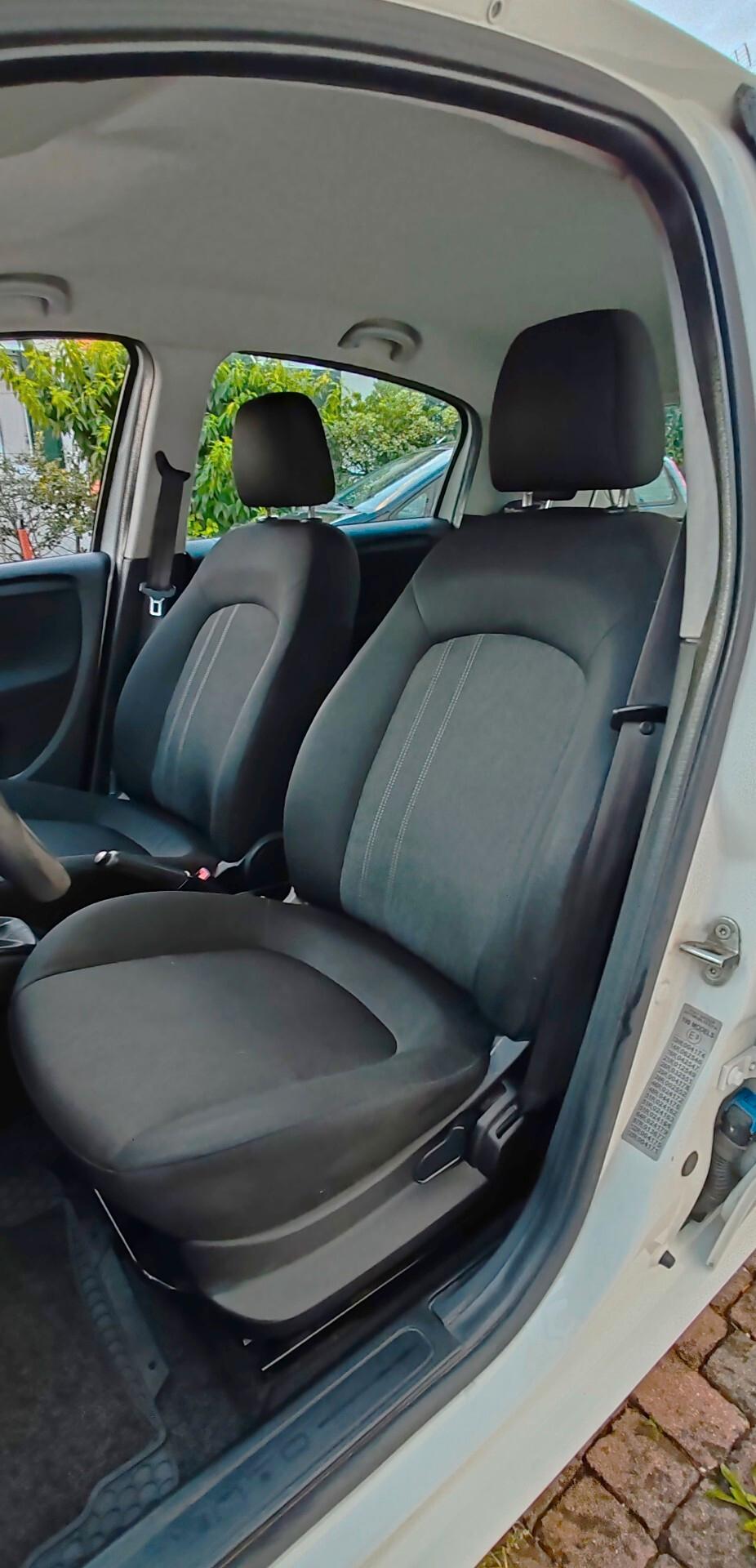 Fiat Punto 1.4 8V 5 porte Natural Power Street