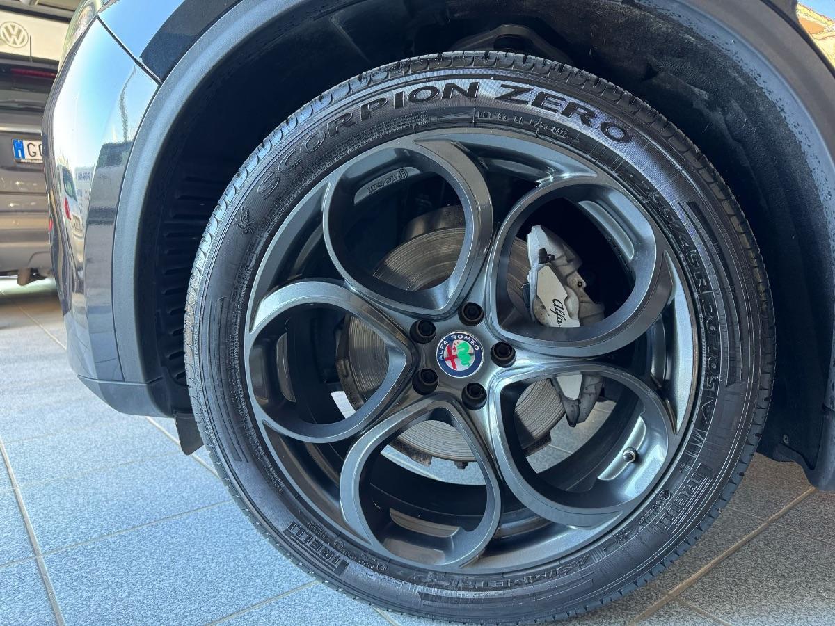 ALFA ROMEO STELVIO 2.2 T.diesel 190 CV AT8 Q4 Exec.