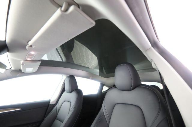 TESLA Model Y Model Y RWD