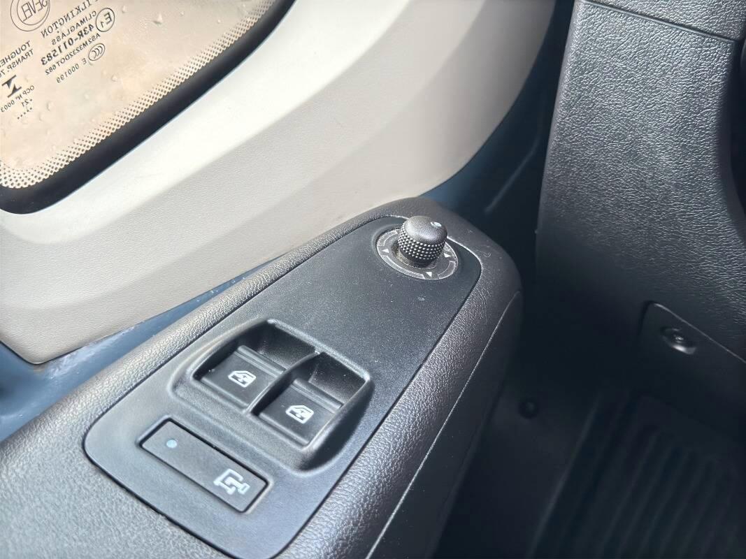 Peugeot Boxer 330 2.2 bluehdi 120cv S&S L1H1 Con TELECAMERA