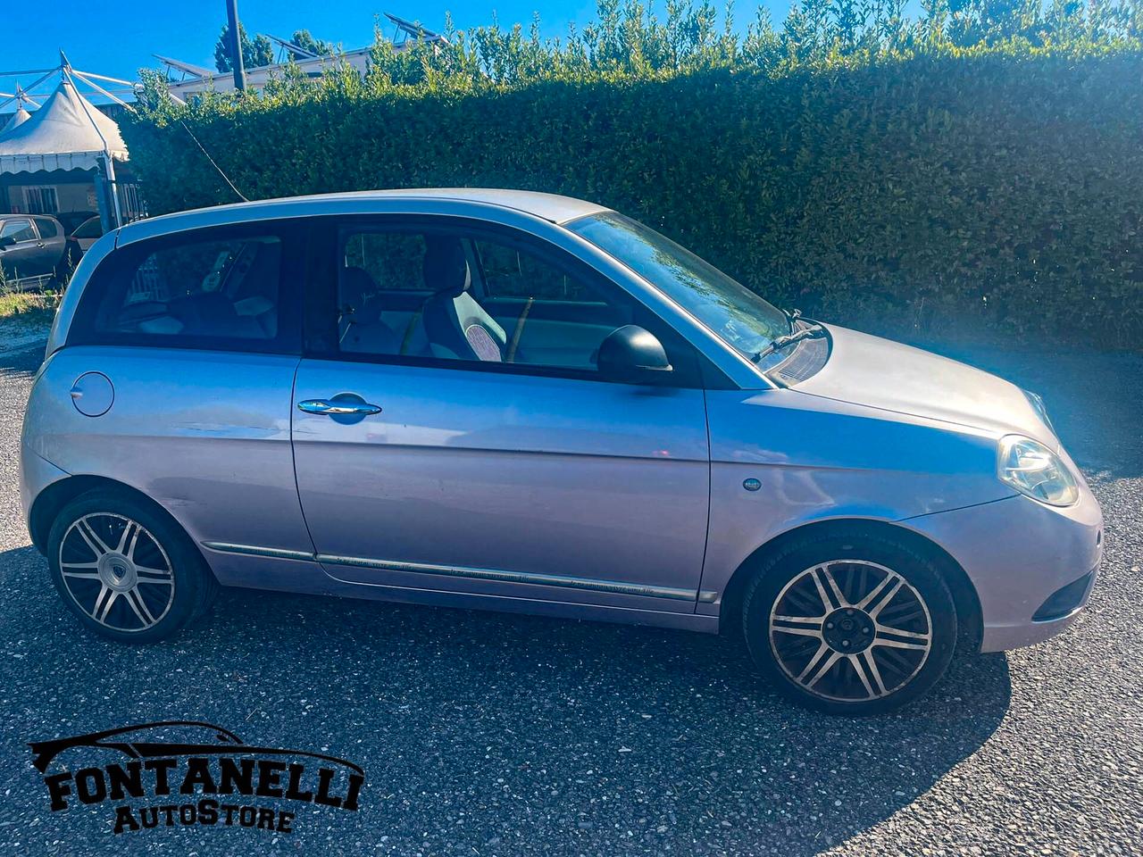 Lancia Ypsilon 1.2 Versus