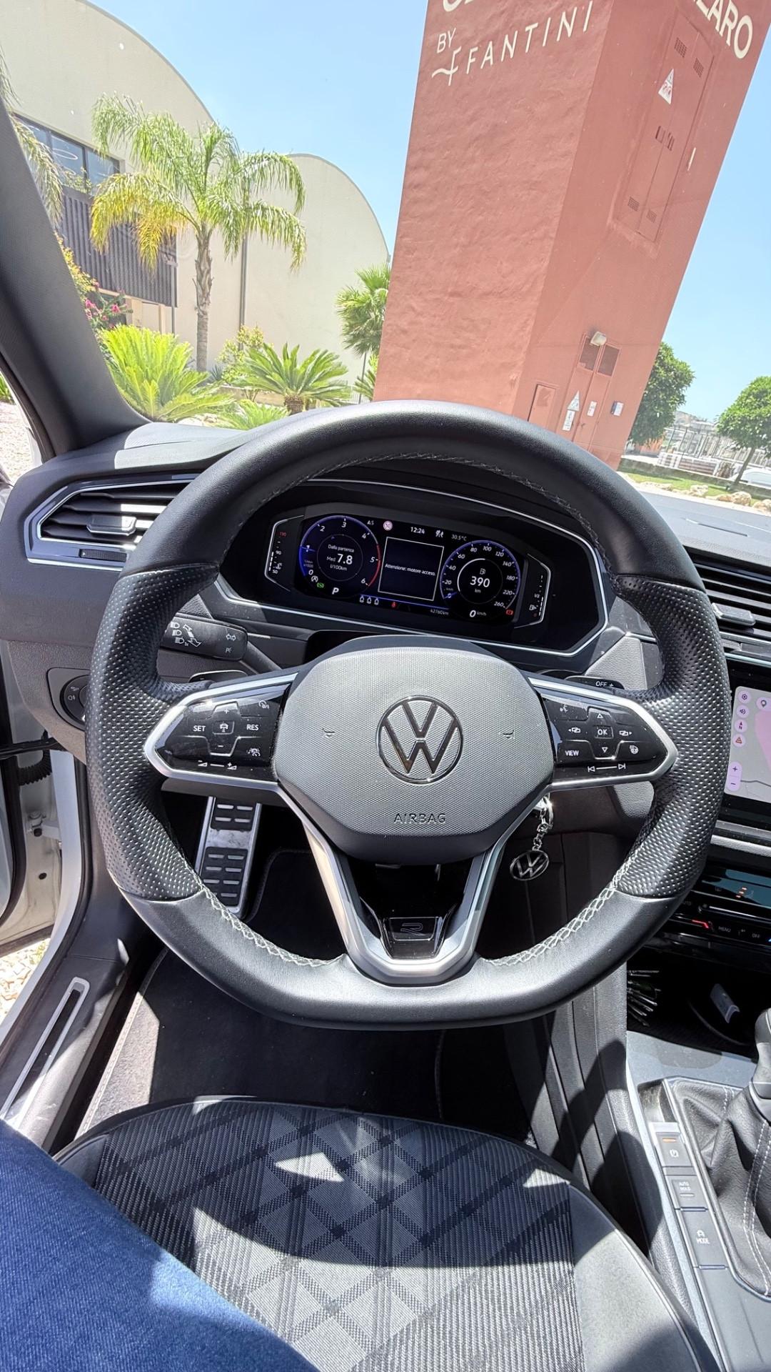 Volkswagen Tiguan 2.0 TDI 150 CV SCR DSG R-Line