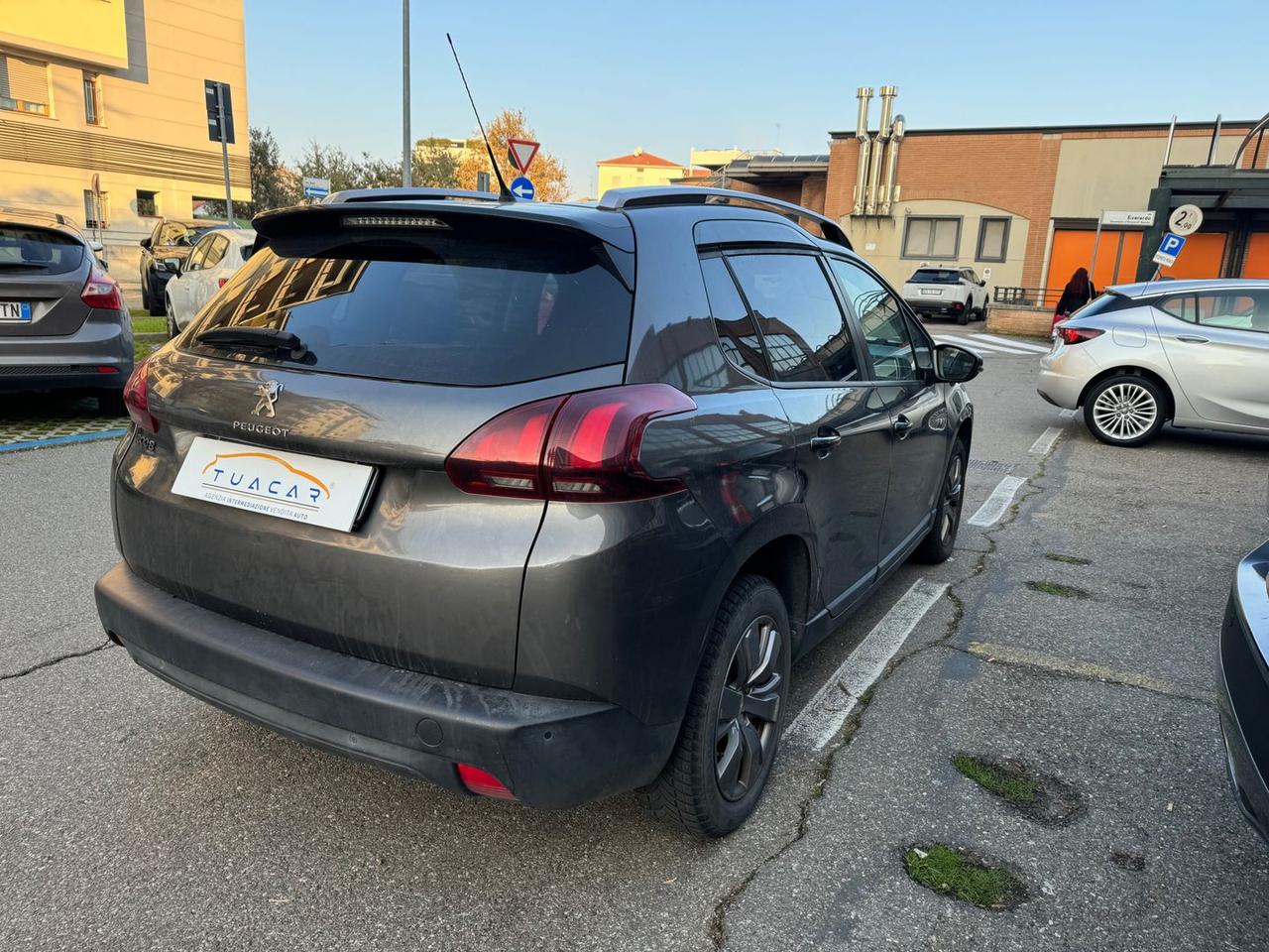 Peugeot 2008 1.2 PureTech 82 Allure