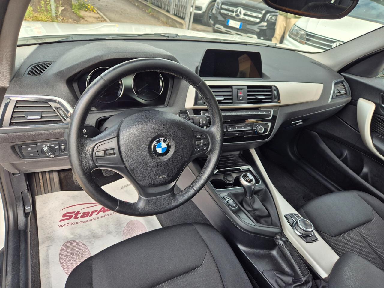 Bmw 116 116i 5p. Advantage