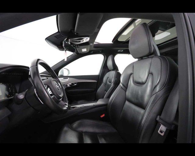 VOLVO XC90 D5 AWD Geartronic 7 posti R-design