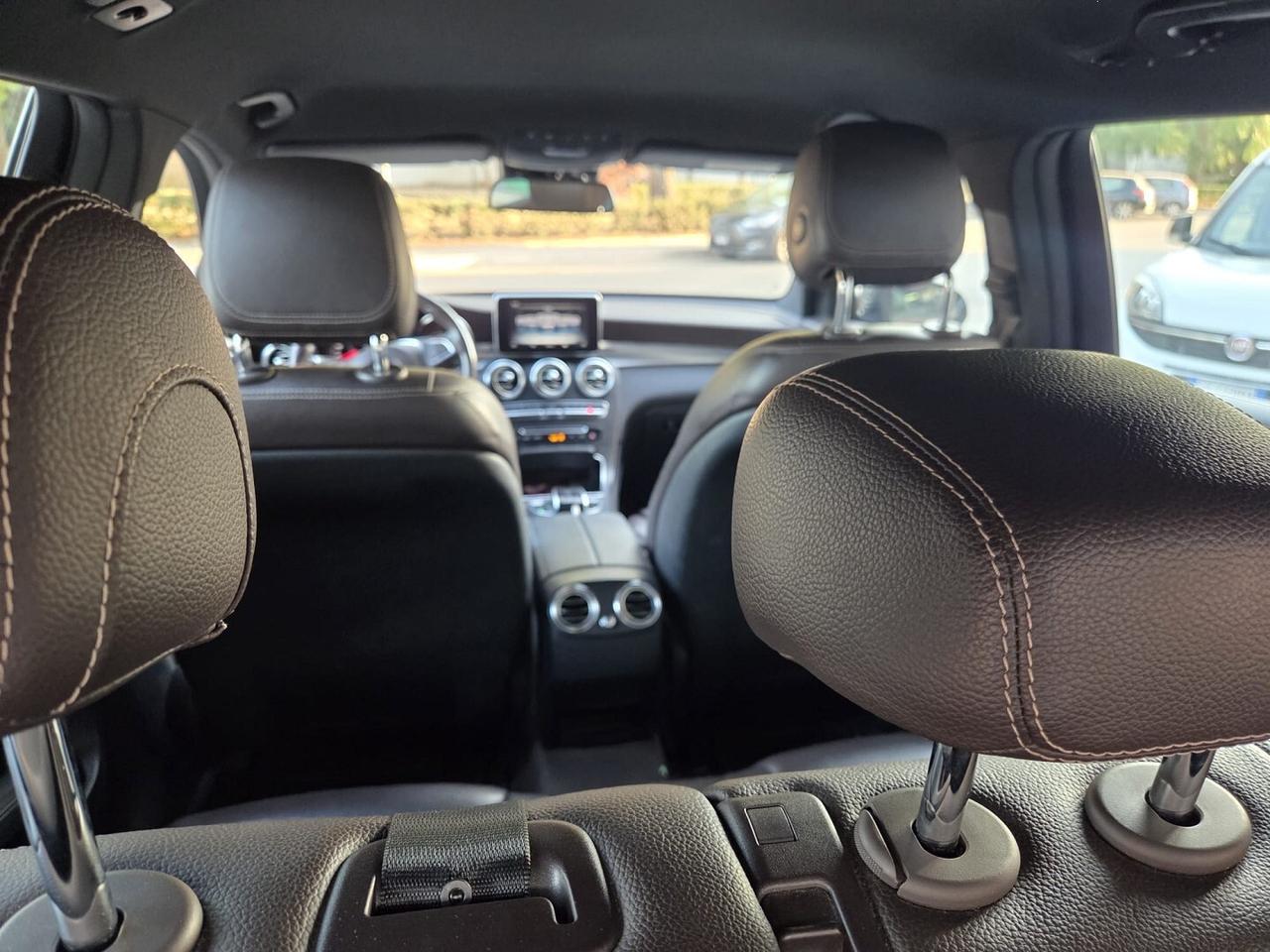 MERCEDES GLC 250 4MATIC PREMIUM + AMG PACK +GANCIO