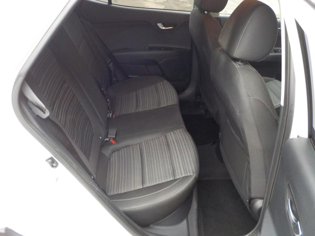 Kia Stonic 1.0 T-GDi GPL DCT Style (Automatica)