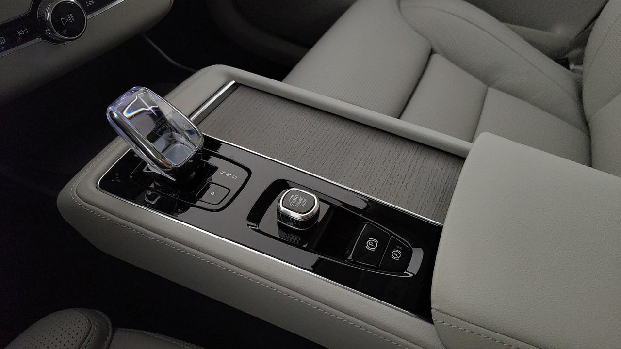 VOLVO XC90 2.0 t8 phev Ultra Bright awd 7p.ti auto